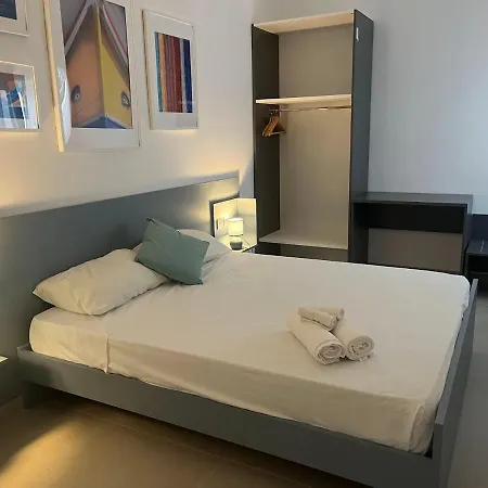 Modern And Spacious 3 Bedroom Apartment Pembroke Exterior foto